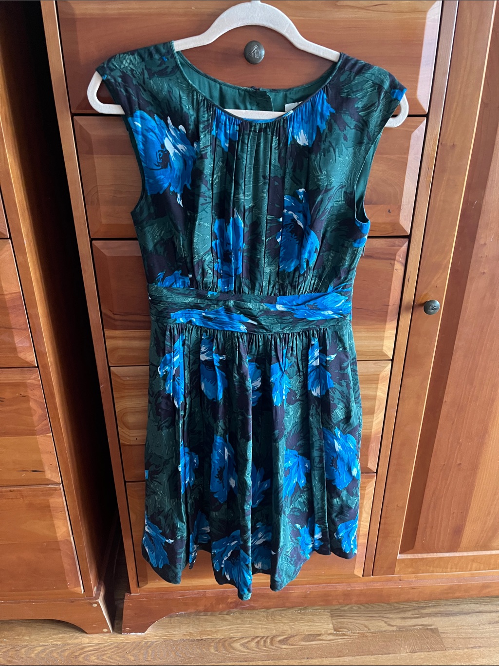Boden Wh700 Selina Green And Blue Floral Gathered Viscose Dress, Size 4r